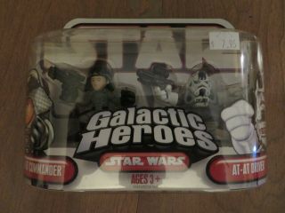 2007 Hasbro Star Wars Galactic Heroes 2 Pack At - At Commander & At - At Driver Nip