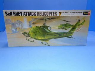 Vintage 1970 Revell Bell Huey Attack Helicopter 1/32 Scale Model Kit