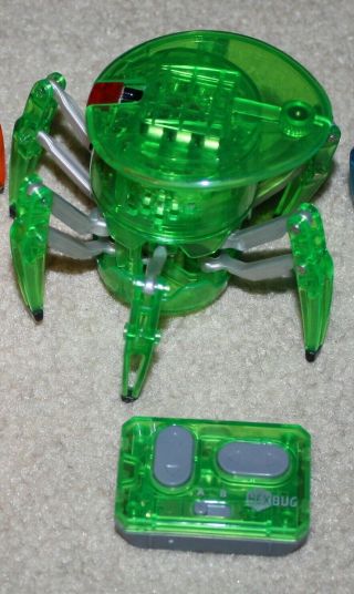 Hexbug Remote Controlled Spider Micro Robotic Creature Bug Green Batteries