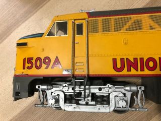 Aristo - Craft Union Pacific Diesel Train - 22005 G Scale