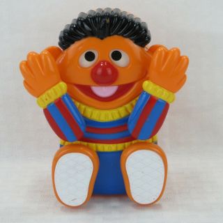 Peek - A - Boo Ernie - Sesame Street - Vintage Illco 5 " Wind - Up Musical Toy
