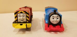 Thomas The Train Trackmaster Engines - Thomas & Salty Crash & Repair - Both Run