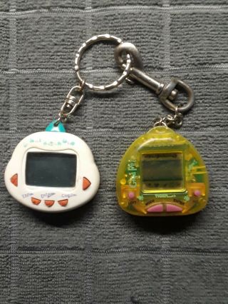 Giga Pet Compu Kitty Vintage 1997 And Another Game.  Not.  Chain.