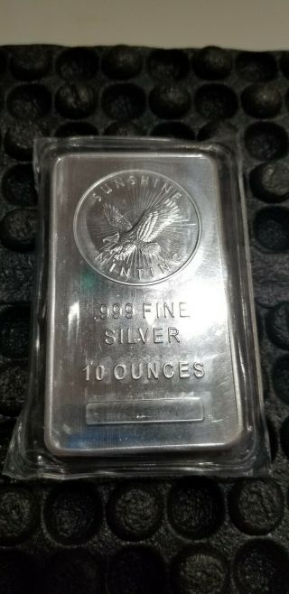 10 Oz Sunshine Minting Silver Bar.  999 Fine Bullion