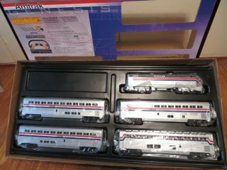 Mth Rail King Train Amtrak Genesis Set W/engine & 4 Passenger Cars 30 - 4018 - 0