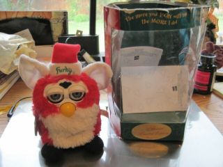 Christmas Santa Furby 1999 Tiger Electronics Special Limited Edition
