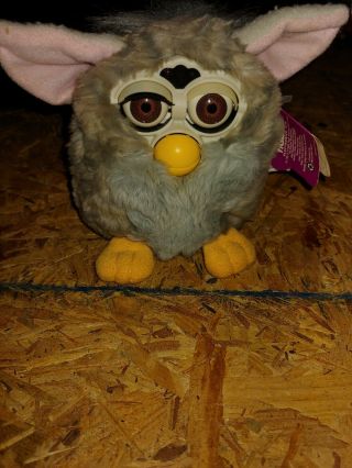 Furby 1998 Tiger 70 - 800 Gray & White With White Tail,  Head & Feet And P