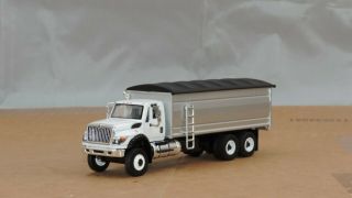 1/64 Dcp/greenlight White/silver International Workstar Grain Truck No Box