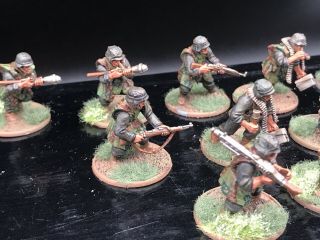 WW2 BOLT ACTION Warlord WWII 28mm German Grenadier Squad in Camo - 10 men 2