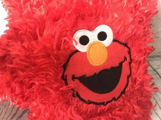 Elmo ' s Tickle Hands Sesame Street Talking Battery Operated Red Gloves Mitts Baby 3