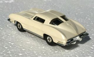 NOS White 1963 Chevrolet Corvette Sting Ray Coupe HO Scale Aurora Slot Car 1356 2