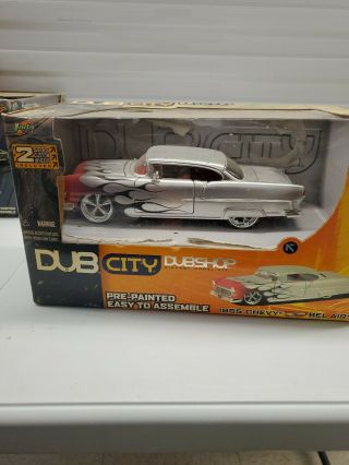 Jada Dub City Big Time Muscle 1/24 1955 Chevy Bel Air Silver Kit W/ Flames
