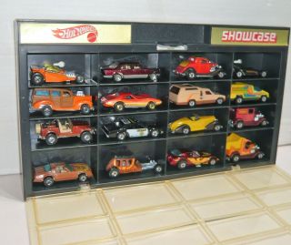 Vintage 1981 Mattel Hot Wheels Showcase W/16 Vehicles