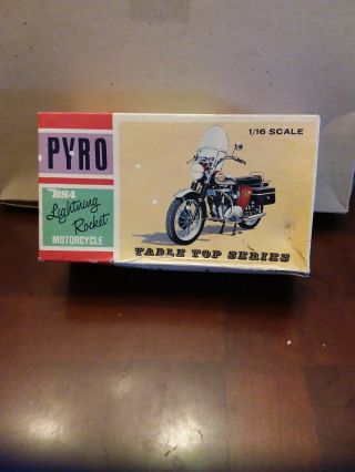 Pyro Bsa Lightning Rocket Motorcycle 1:16 Model Kit Instructions 1966
