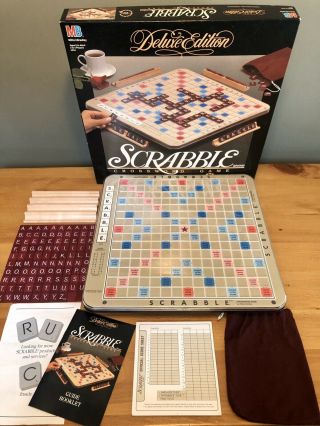 Scrabble 1989 Deluxe Edition Rotating Turntable Board Game 100 Complete Maroon