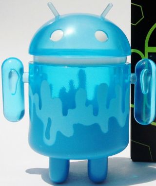 Android 3 " Mini Clear Blue Iceberg Series 2 Andrew Bell Google Kidrobot Toy