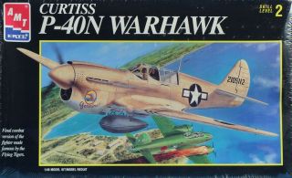 Amt Ertl 1:48 Curtiss P - 40 N Warhawk Plastic Aircraft Model Kit 8798u