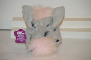 1998 Furby Model 70 - 800 Grey with Pink Ears and Blue Eyes by Tiger Electronics 3