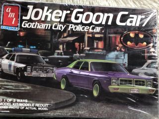Joker Goon Car/gotham City Police 1/25 Model Car Mountain Built 1 Of 3 Ways