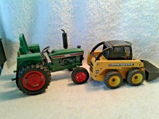 1 Tonka 1:16 Scale plastic Tractor 1 Ertl John Deere Die Cast Skid Steer 250 2