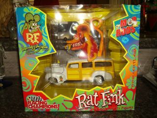 Racing Champions Rat Fink Mod Rods With Figurine Die Cast 2000