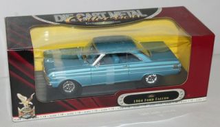 Boxed Die Cast Car 1:18 Scale Road Signature 1964 Ford Falcon