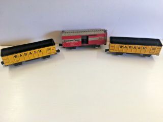 3 Vintage Marx Tin O Scale Train Cars - 2 Wab 80982 Wabash,  1 Pennsylvania 37956