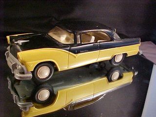 Vintage Amt 1956 Ford 2 Door Victoria Scaled 1/25 Promo Friction