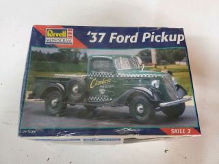 1937 ’37 Ford Pickup Truck Revell Monogram 1:25 Scale Model Kit 85 - 7627