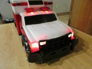 1995 Toy State Road Rippers Ambulance Lights,  Sounds,  And Motorized