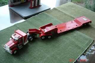 Peterbilt Semi,  Low Boy Tractor Trailer Truck,  1/50 Scale,  For Hauling Big Loads