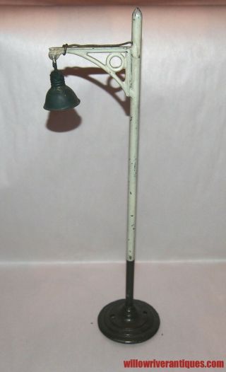Ives Prewar 600 Arc Lamp Post Or Street Light No.  2 Pa