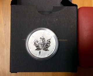 2004 Canada $5 Fine Silver Maple Leaf With D - Day Privy Mark