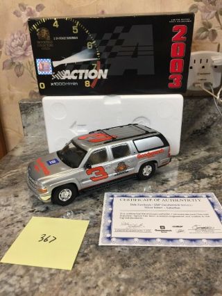 2003 Action 1:24 Dale Earnhardt Goodwrench Service Silver Select Suburban 3