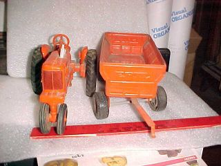 ERTL 1/16 Scale Diecast Allis Chalmers Tractor & ALLIS CHAIMERS RED WAGON 1840 2