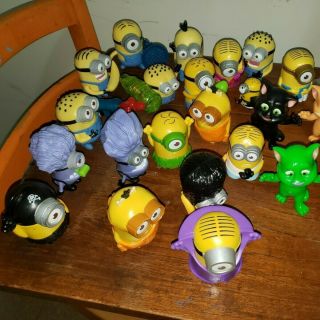 Minions 2013 / 2015 Mcdonalds Happy Meal Despicable Me 18 Toys