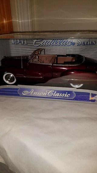 Anson 1947 Cadillac Series 62 Maroon 1:18 Scale Diecast Collectible Model Car