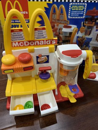 McDonald ' s Happy Meal Magic Snack Maker Hamburger,  French Fry,  Drink & Doll 2