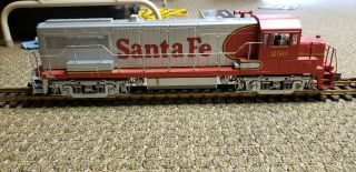 Aristo Craft Trains – Diesel Locomotive Art - 22110 Stsf - P Santa Fe Passgr