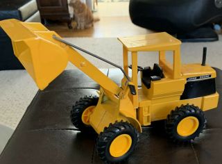 Ertl Yellow John Deere Die Cast Front Loader Tractor