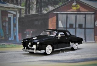 1950 - 1951 Studebaker " Bullet Nose " Commander Limited Ed 1/64 Collectible Model