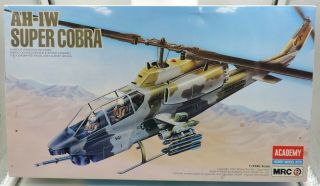 1:35th Scale Academy Bell Ah - 1w Cobra Helicopter Kit 2193 Bn - Gb