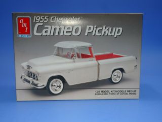 Amt 1955 Chevy Cameo Pickup Truck 1/25.  Unassembled.