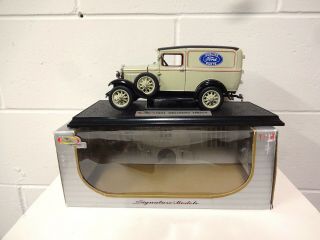 1931 Ford Panel Delivery Truck 1:18 Scale Model Signature Models 18137 Open