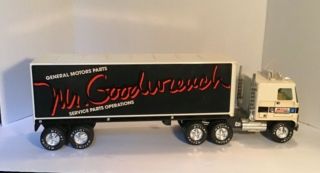 Nylint Gmc Gm Goodwrench Service Parts Semi Truck Trailer 21 " Steel Scale Model