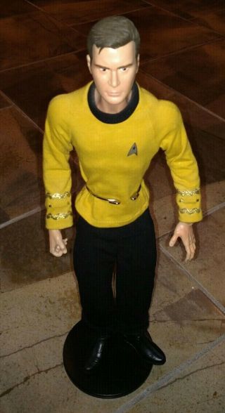 Star Trek Captain Kirk William Shatner Talking 18 " Tall Action Figure