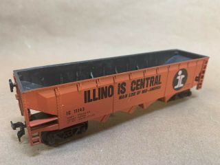 A.  H.  M.  Ho Scale Illinois Central Train Car