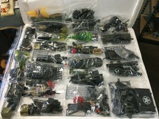 (23) Bags Of 21st Century Toys Ultimate Soldier Us Army Parts (approx 200 Items)