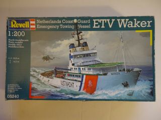 Revell 05240 1/200 Netherlands Towing Vessel Etv Waker