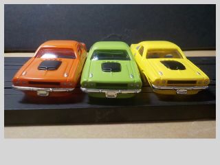 3 Johnny Lightning/auto World Dodge Challenger Ho Slot Car Bodies